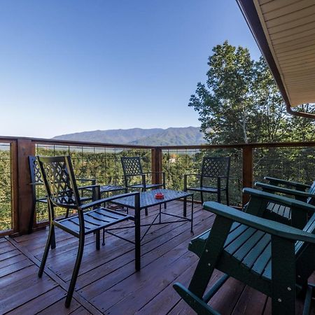 Happy Trails - Cobbly Nob Resort Home Gatlinburg Buitenkant foto