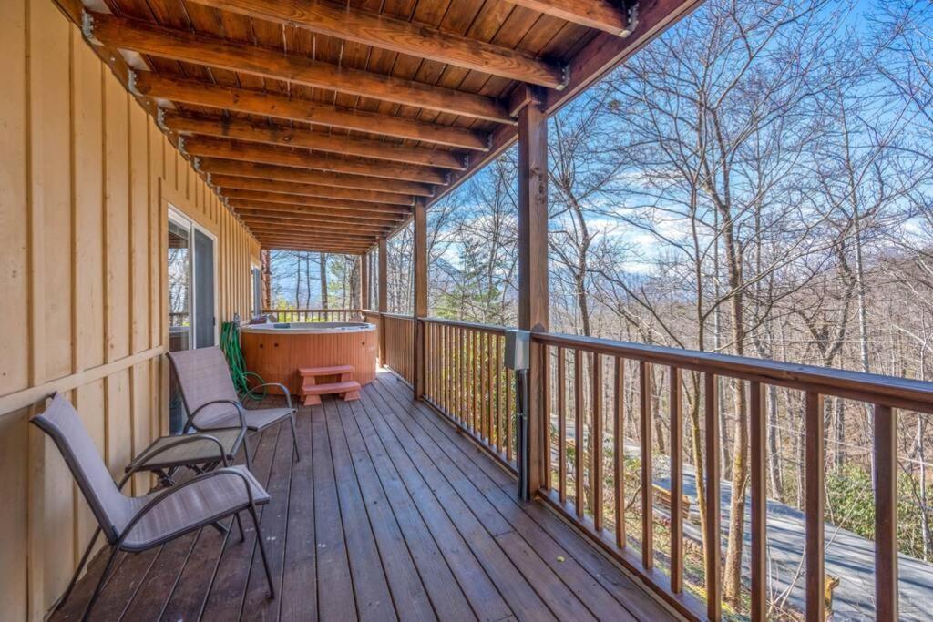 Happy Trails - Cobbly Nob Resort Home Gatlinburg Buitenkant foto