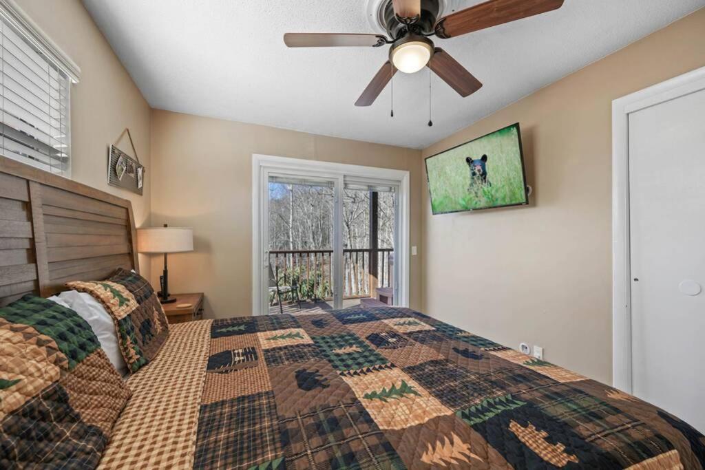 Happy Trails - Cobbly Nob Resort Home Gatlinburg Buitenkant foto