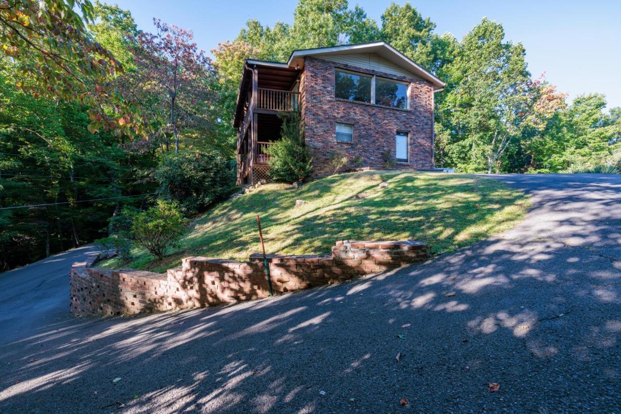 Happy Trails - Cobbly Nob Resort Home Gatlinburg Buitenkant foto